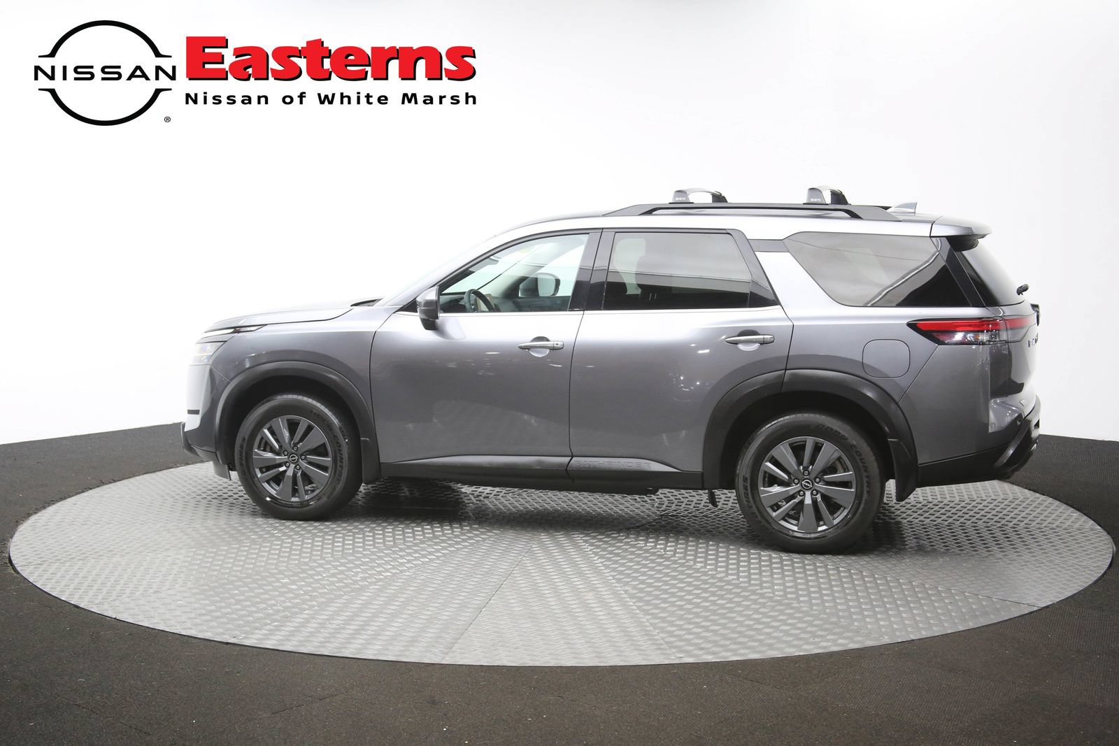 Used 2022 Nissan Pathfinder SV AWD/4WD image 58