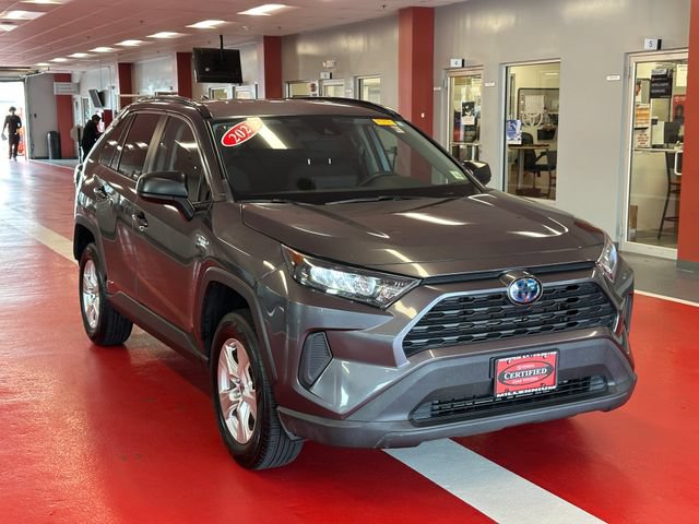Certified 2021 Toyota RAV4 LE AWD/4WD image 2