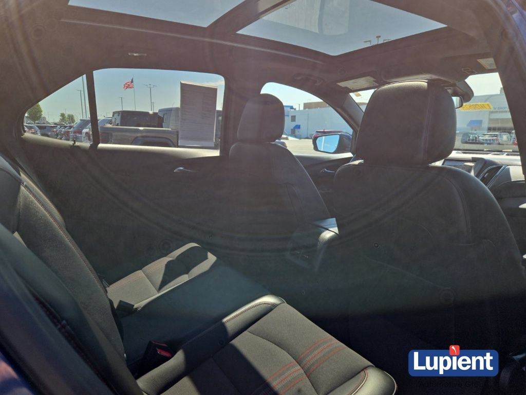 Used 2023 Chevrolet Equinox RS w/ LPO, Floor Liner Package AWD/4WD image 14