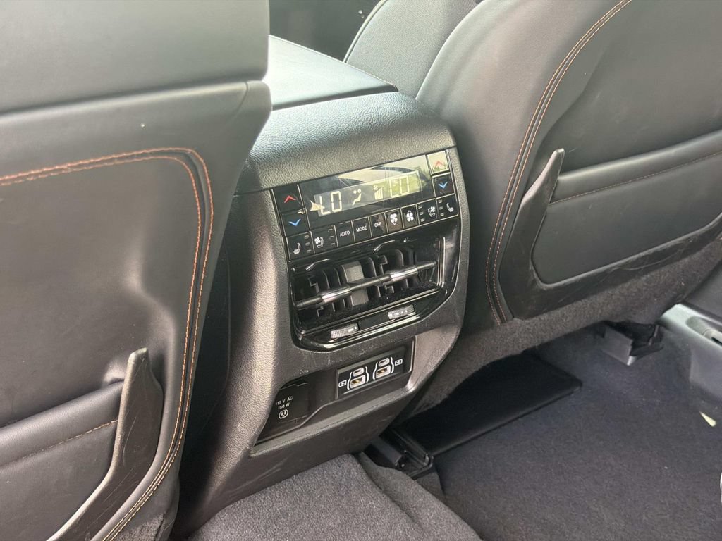 Used 2023 Jeep Grand Cherokee L Summit AWD/4WD image 25