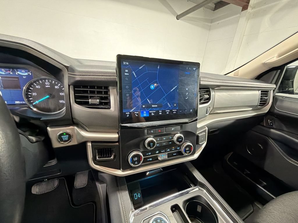 Used 2024 Ford Expedition Max XLT RWD image 18