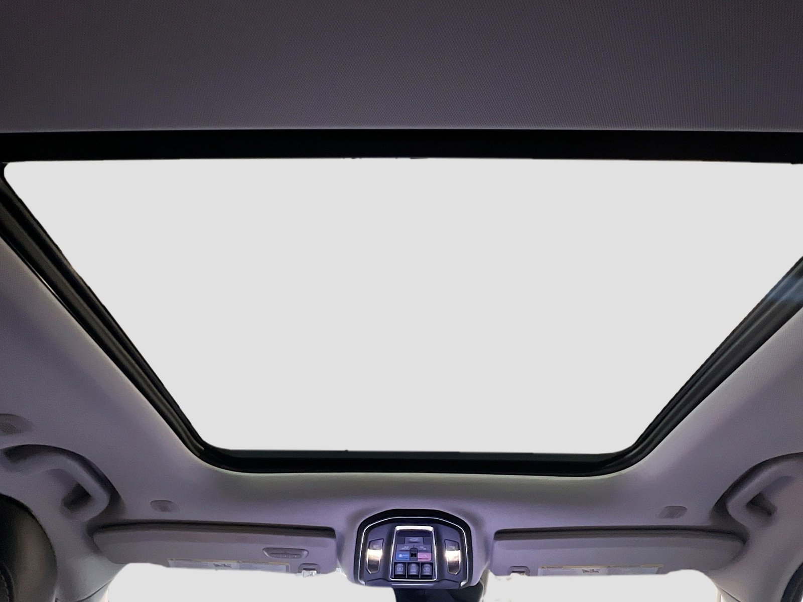 Used 2023 Jeep Grand Cherokee 4WD 4xe w/ Luxury Tech Group II image 17