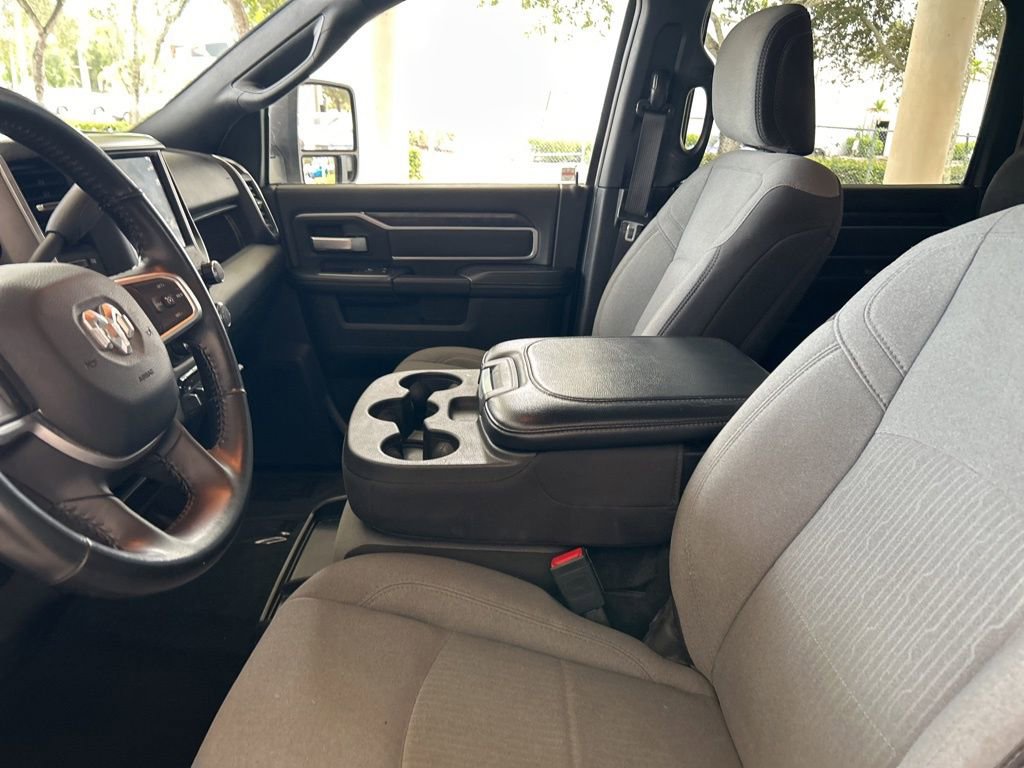 Certified 2024 RAM 2500 Big Horn AWD/4WD image 7