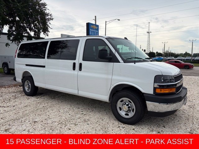 New 2026 Chevrolet Express 3500 LT w/ LT Preferred Equipment Group
