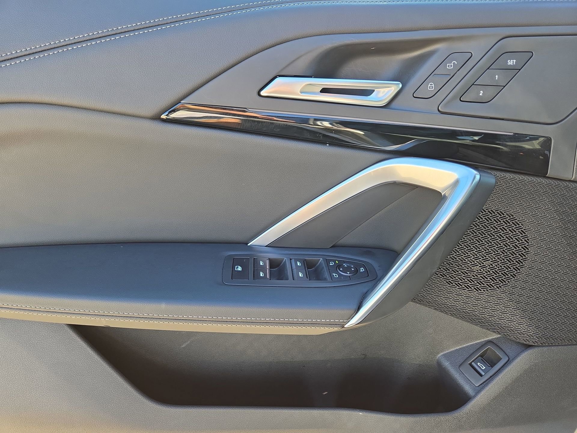 Used 2025 BMW X1 xDrive28i image 15