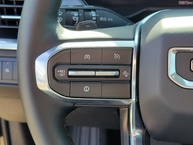 Used 2026 GMC Acadia Elevation w/ Elevation Premium Package FWD image 24