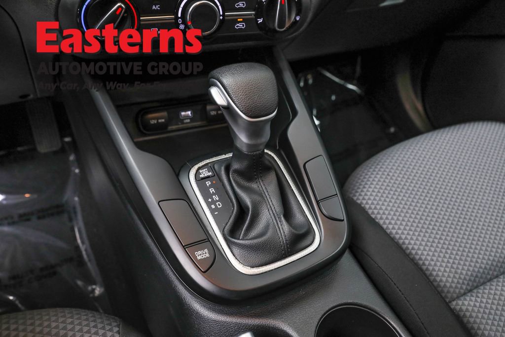 Used 2023 Kia Soul LX w/ LX Technology Package image 13