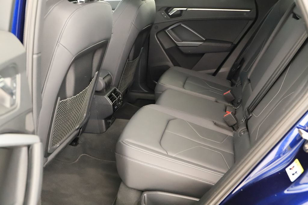 Used 2025 Audi Q3 2.0T Premium w/ Convenience Package image 28