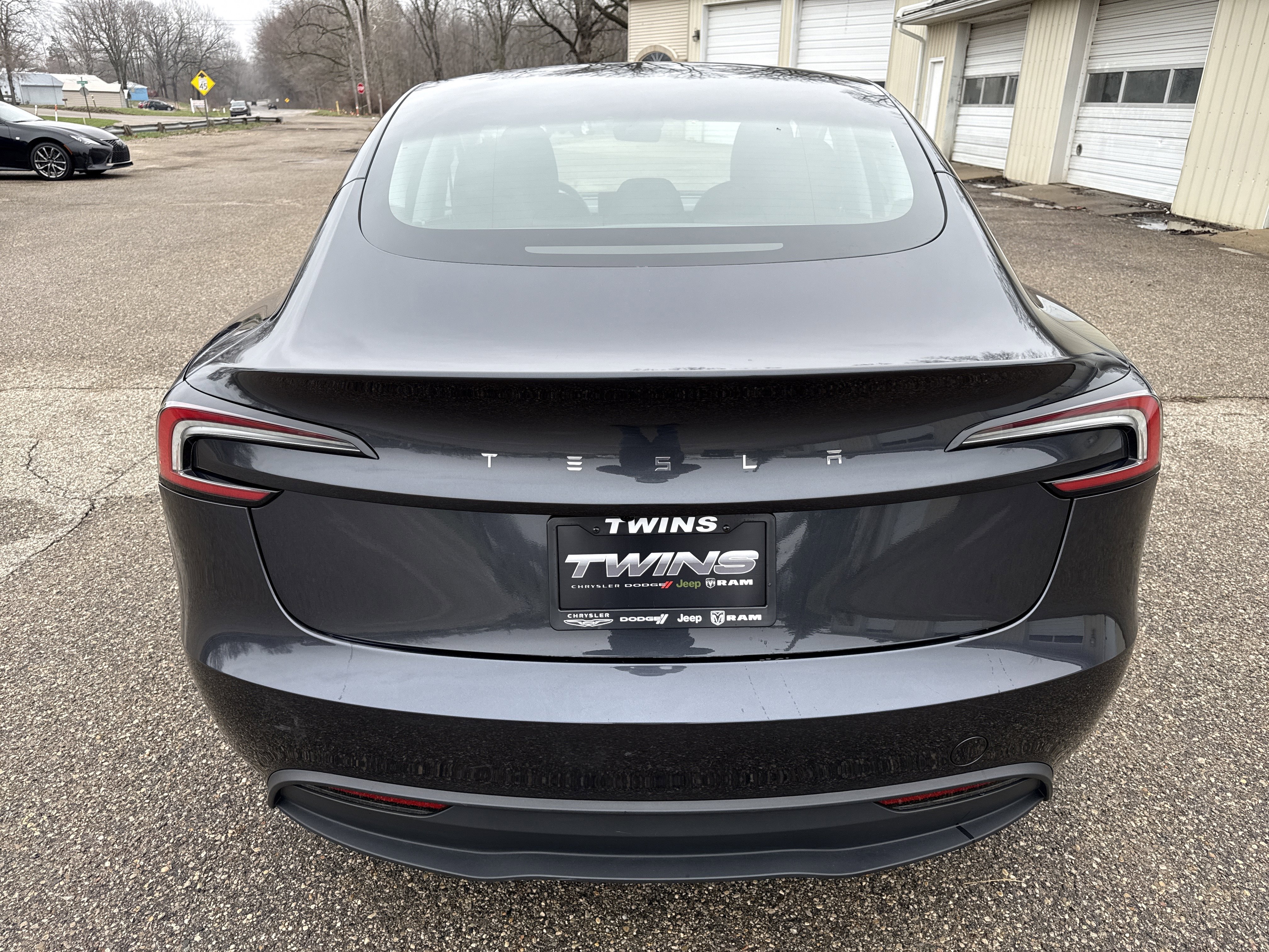 Used 2024 Tesla Model 3 Standard Range image 8