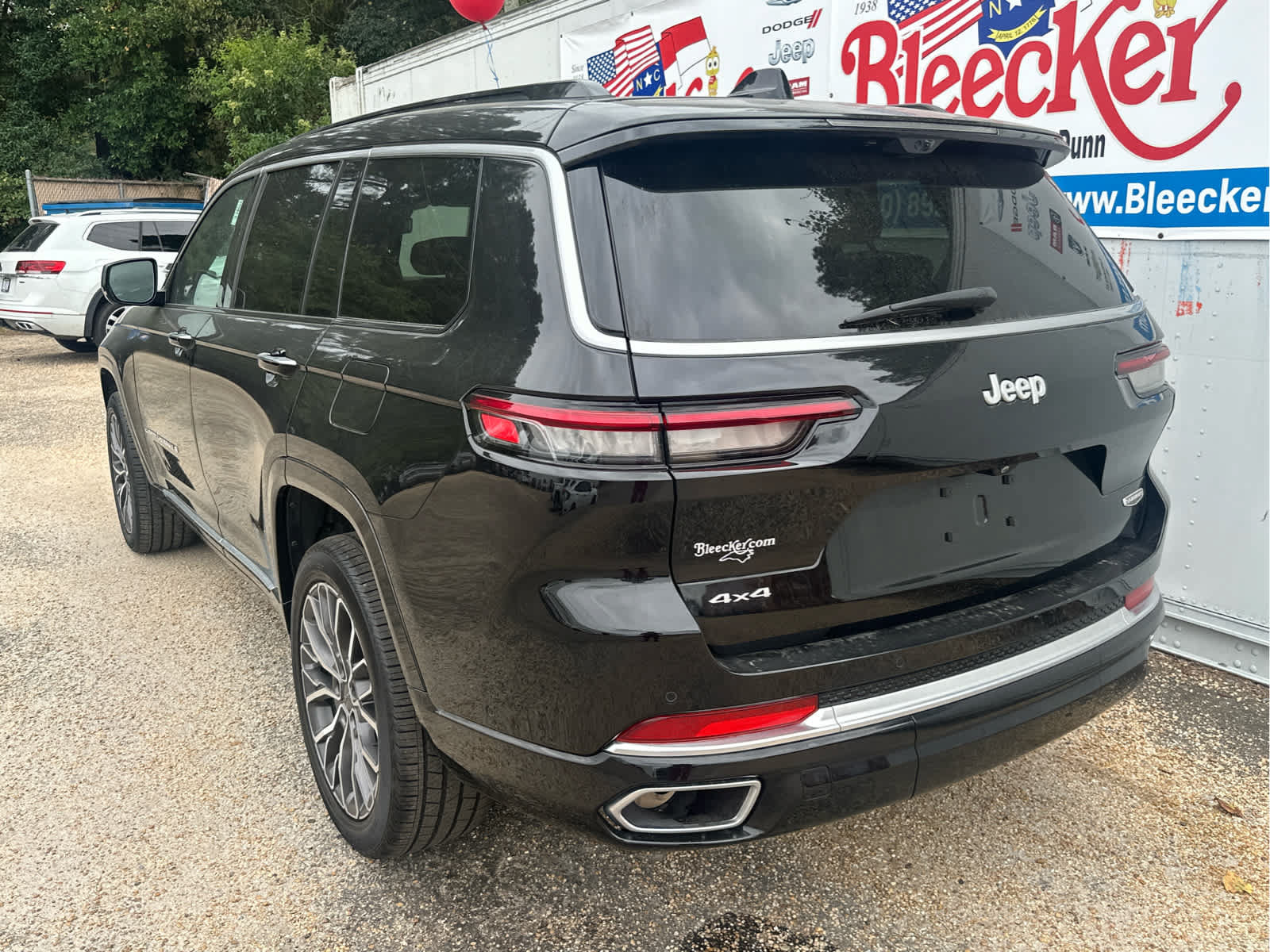 New 2025 Jeep Grand Cherokee L Summit AWD/4WD image 8