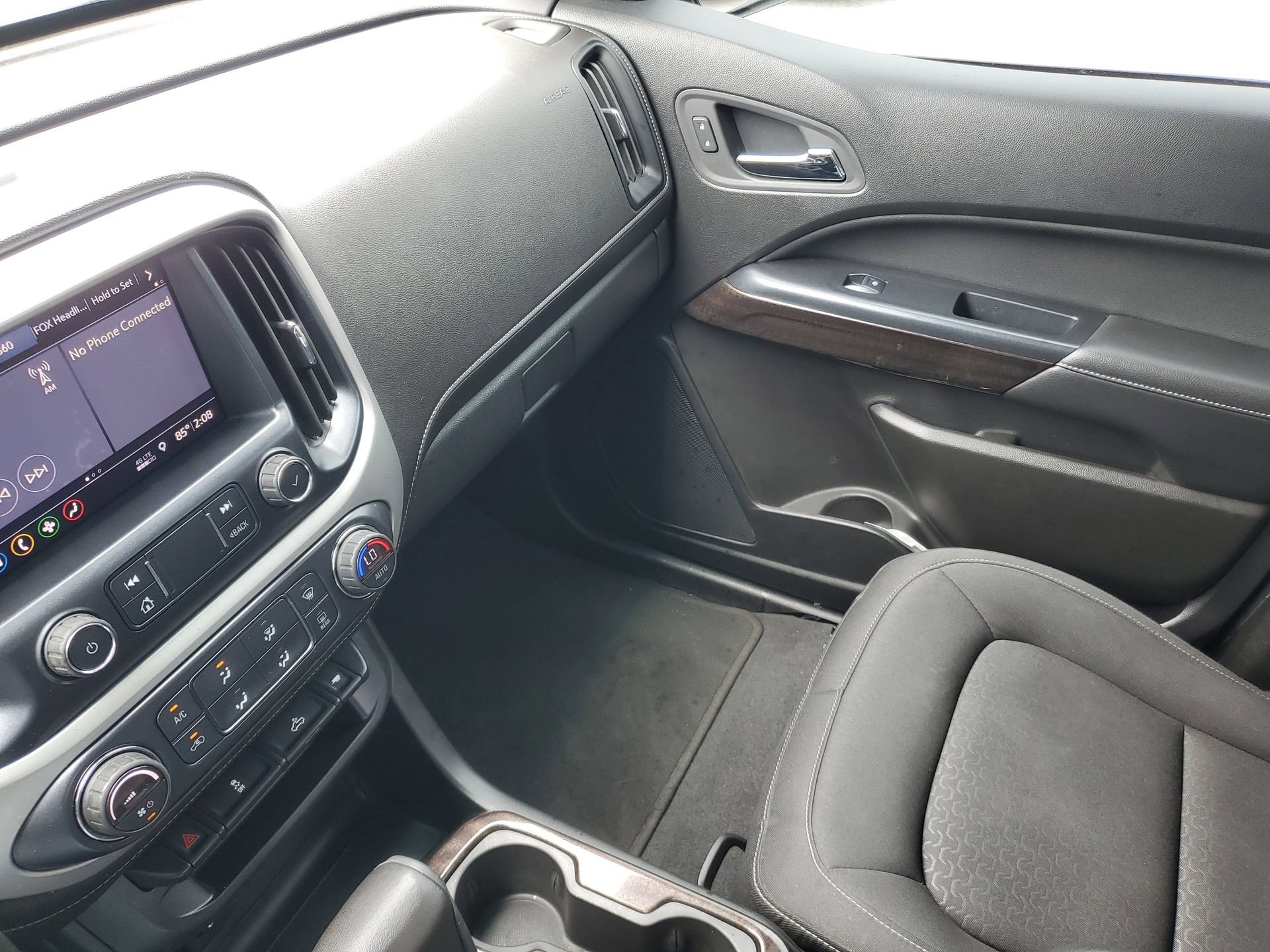 Used 2019 GMC Canyon SLE w/ Elevation Edition RWD image 24