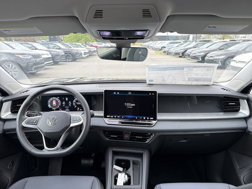 New 2026 Volkswagen Tiguan SE FWD image 20