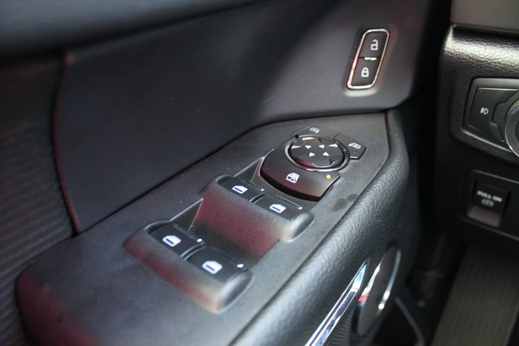 Used 2020 Ford Expedition XLT image 15