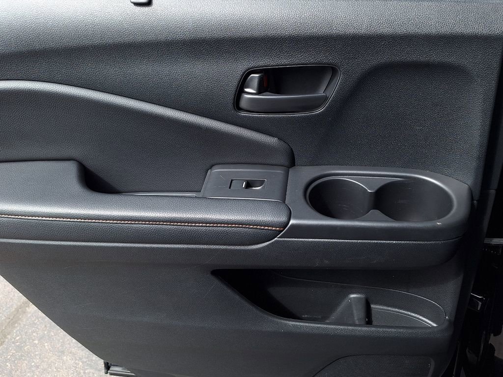 Used 2022 Honda Passport TrailSport image 12