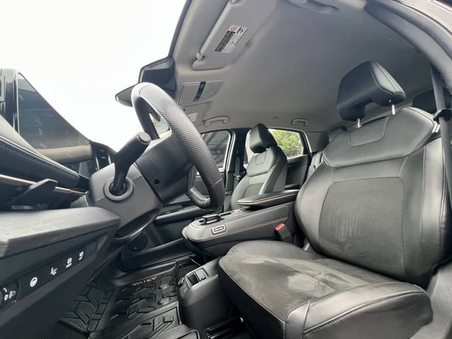 Used 2024 Nissan Ariya AWD image 14