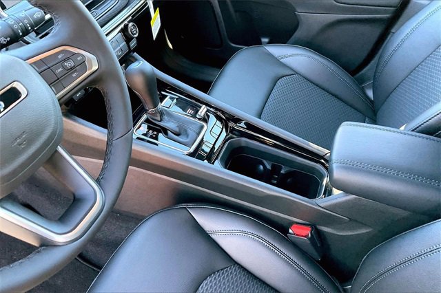 New 2026 Jeep Compass Latitude image 8