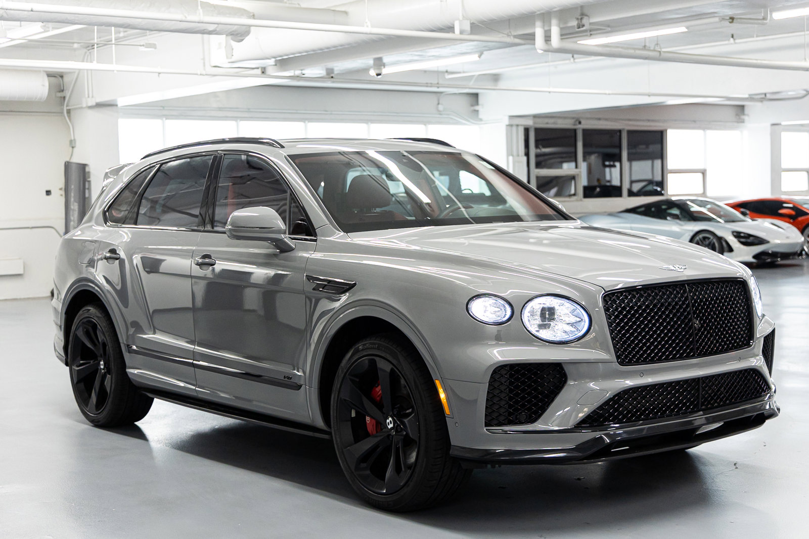 Used 2022 Bentley Bentayga image 6
