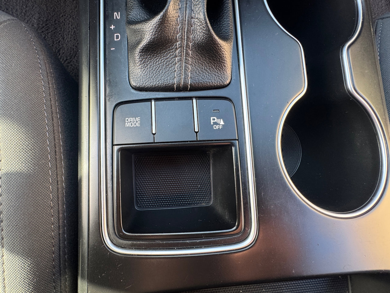 Used 2020 Kia Sorento LX w/ LX I4 Convenience Package image 34
