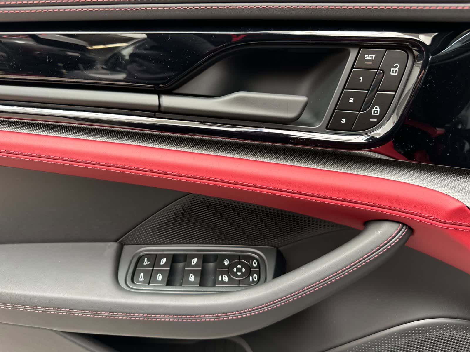 New 2026 Porsche Panamera image 12