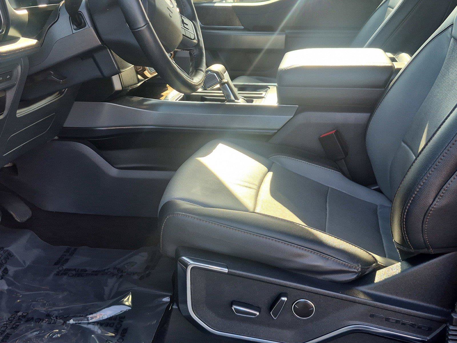 Used 2022 Ford F150 Lightning Lariat AWD/4WD image 18