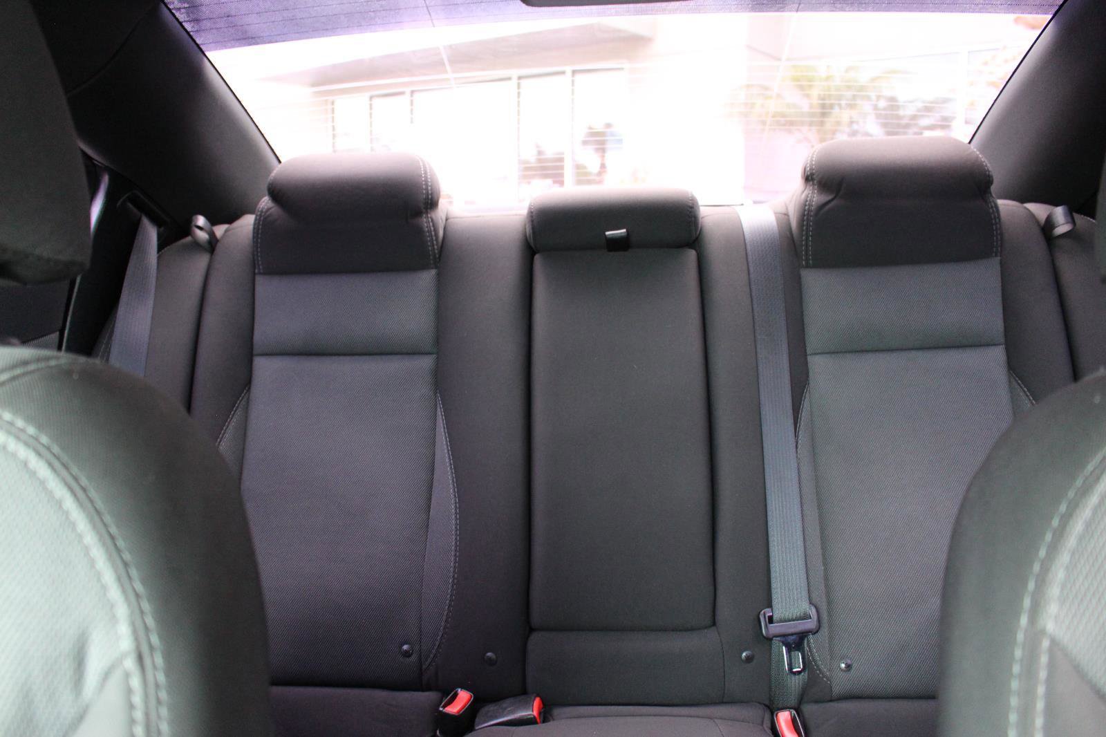 Used 2018 Dodge Charger SXT w/ Blacktop Package image 26