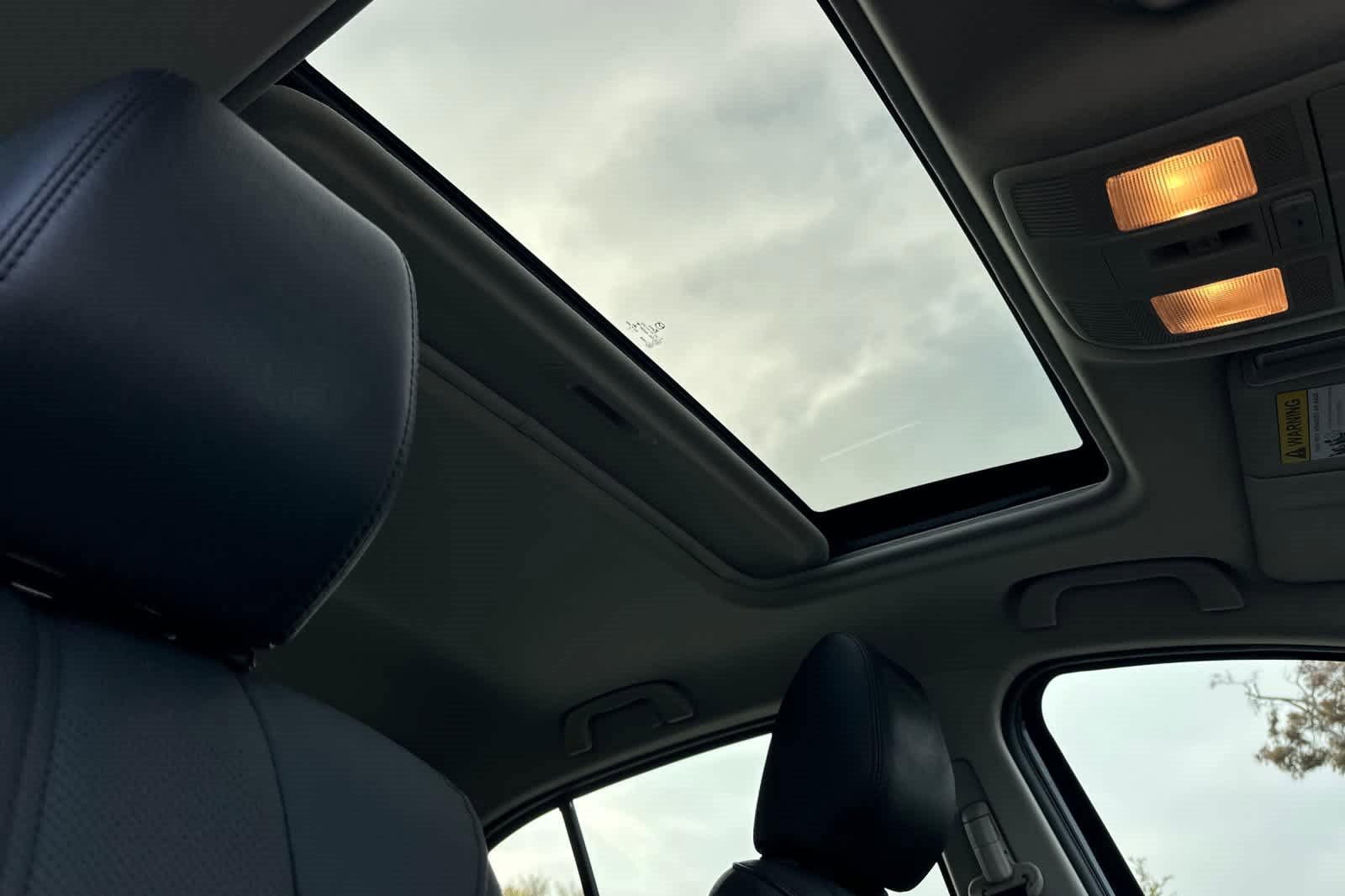 Used 2017 MAZDA MAZDA3 Grand Touring image 16