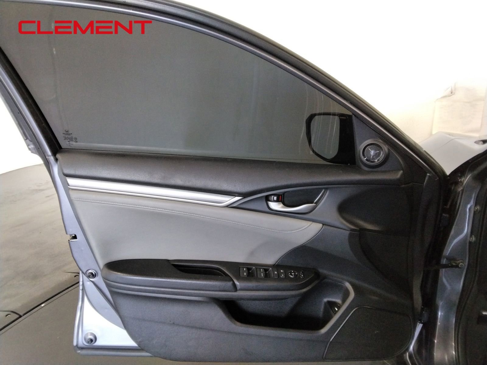 Used 2020 Honda Civic EX-L image 26