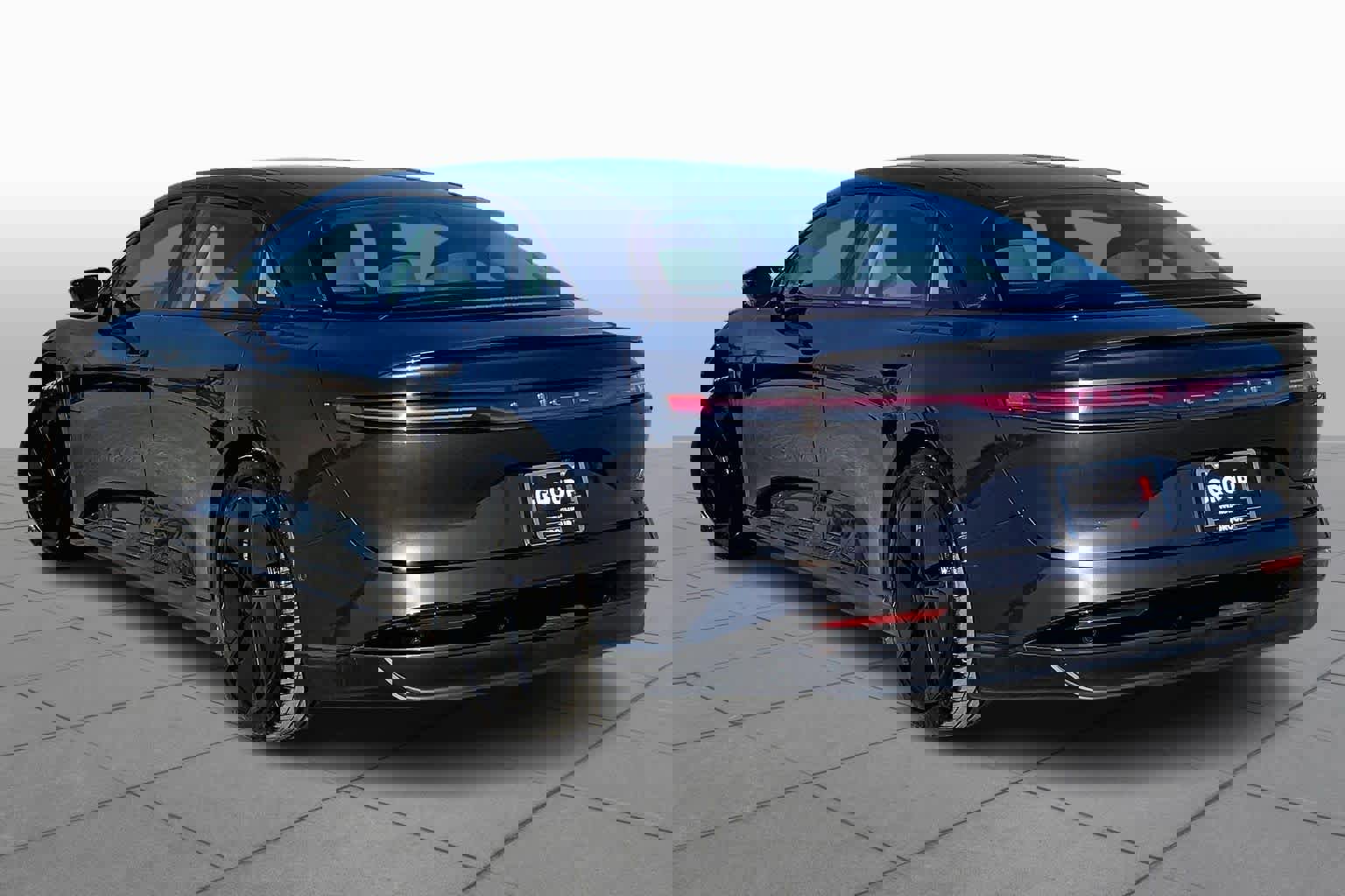 Used 2025 Lucid Air Pure image 12