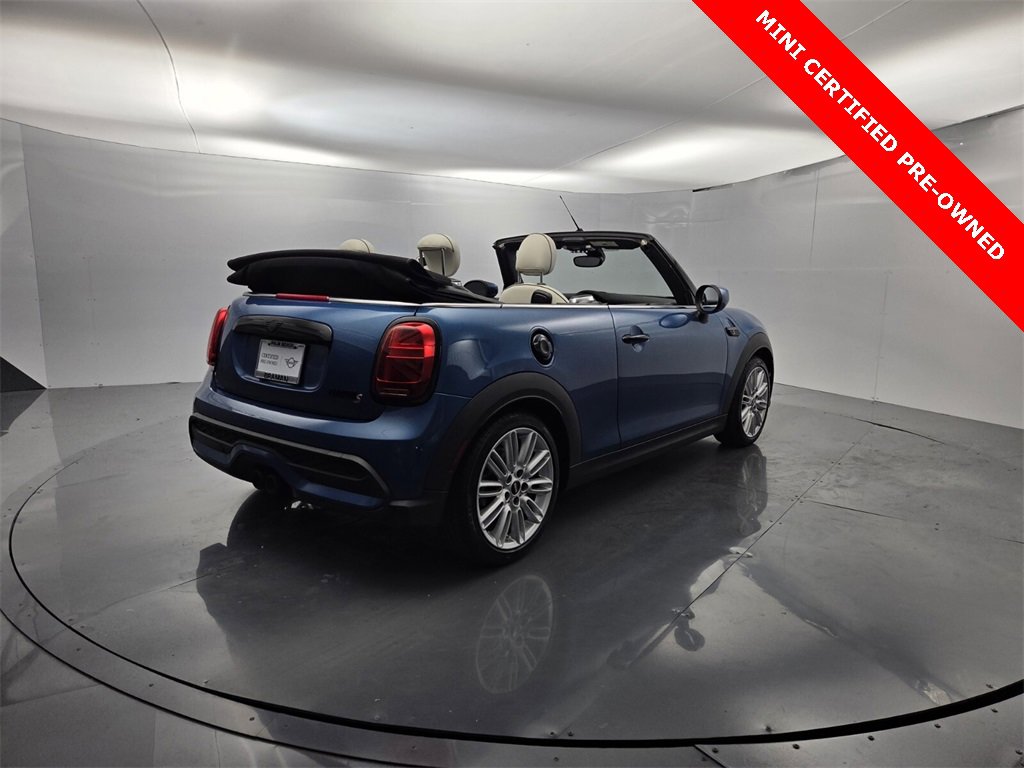 Used 2023 MINI Cooper S w/ Signature Upholstery Package image 18