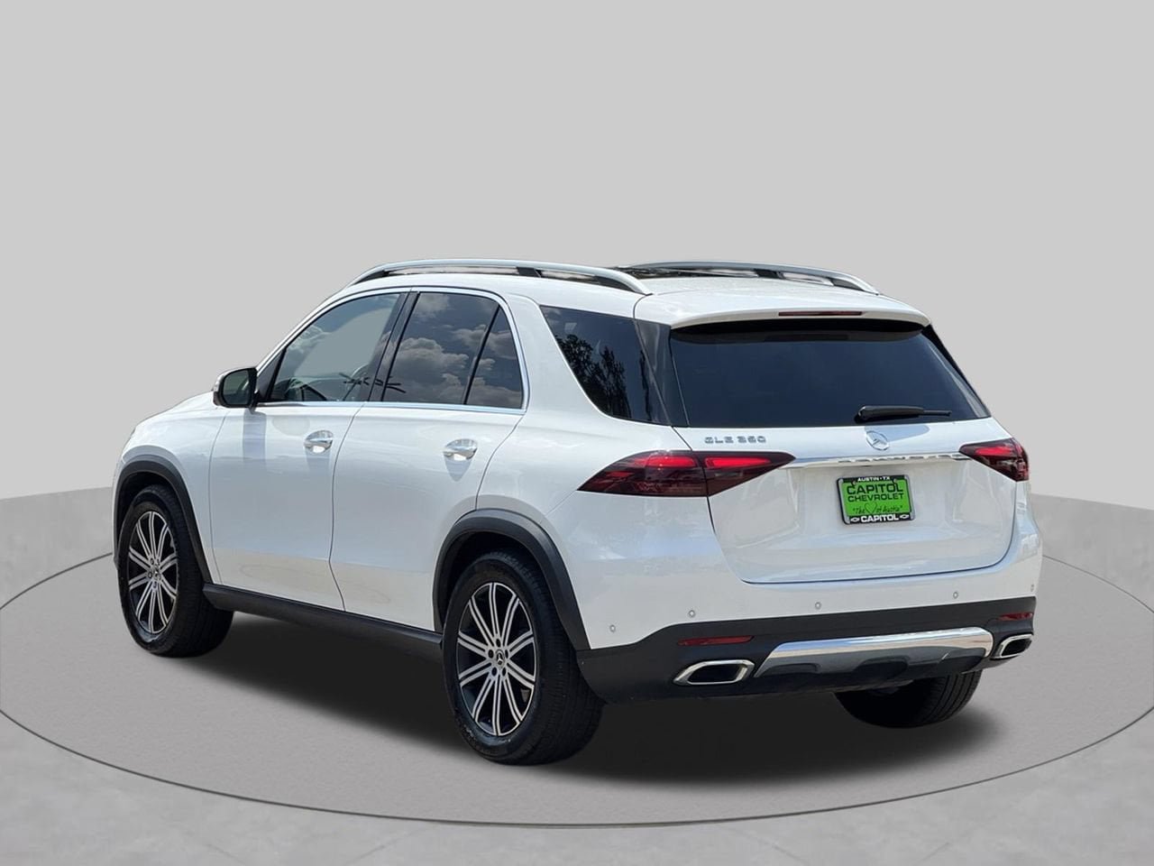 Used 2026 Mercedes-Benz GLE 350 4MATIC image 3