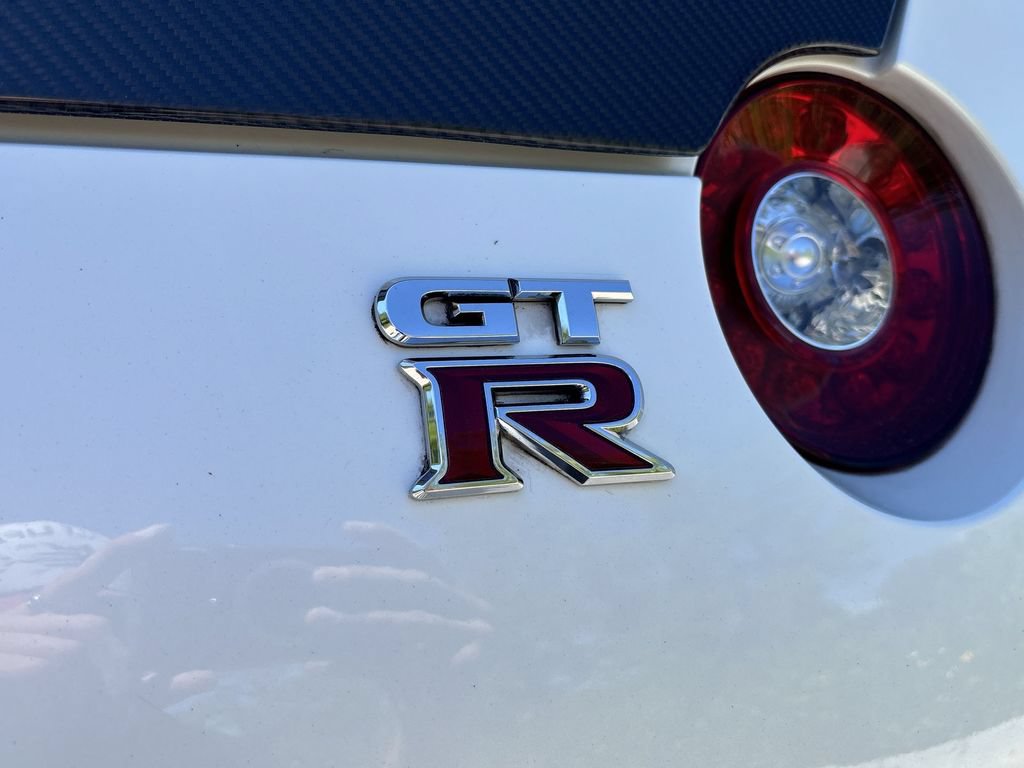 Used 2014 Nissan GT-R Black Edition AWD/4WD image 22