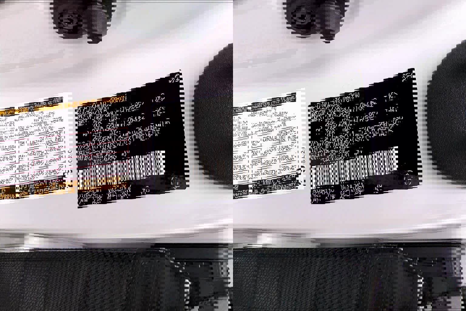 New 2025 Lexus LX 600 4WD w/ Luxury Package image 22