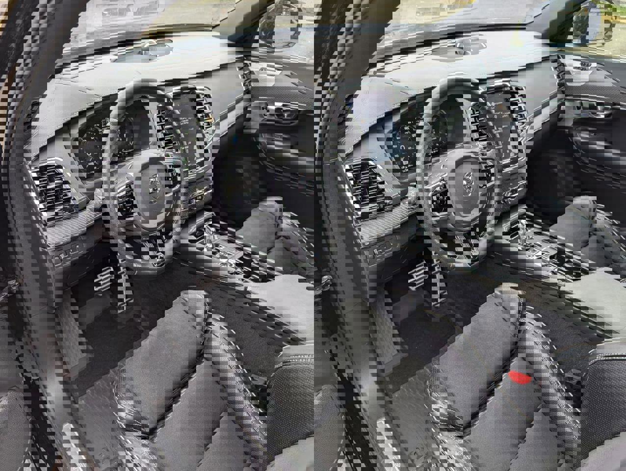 Used 2019 Volvo XC90 T8 R-Design w/ Advanced Package image 9