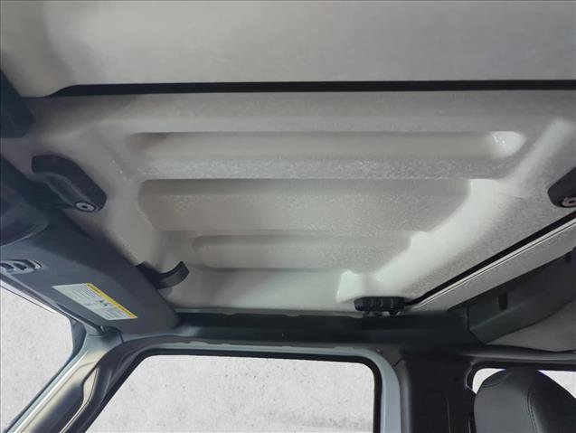 Used 2025 Jeep Gladiator Rubicon w/ Convenience Group image 10