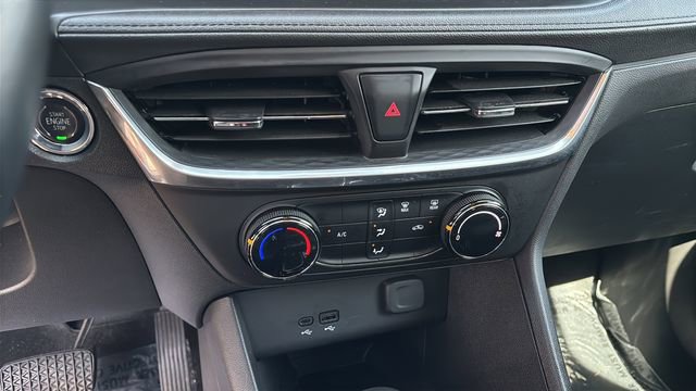 Used 2024 Buick Encore GX Preferred image 30