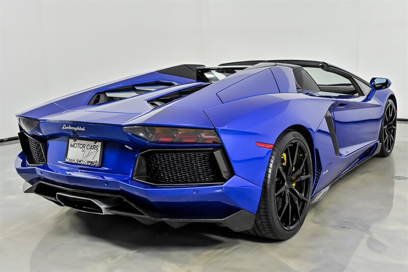 Used 2014 Lamborghini Aventador LP 700-4 AWD/4WD image 12