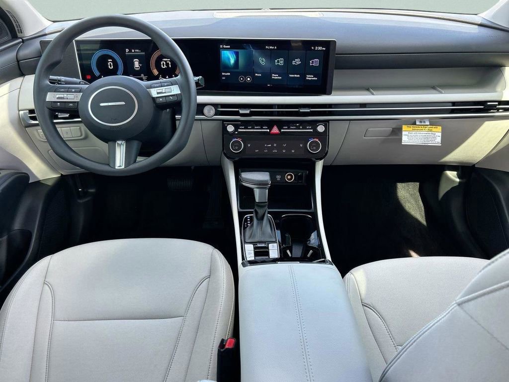 New 2026 Hyundai Tucson SEL image 18