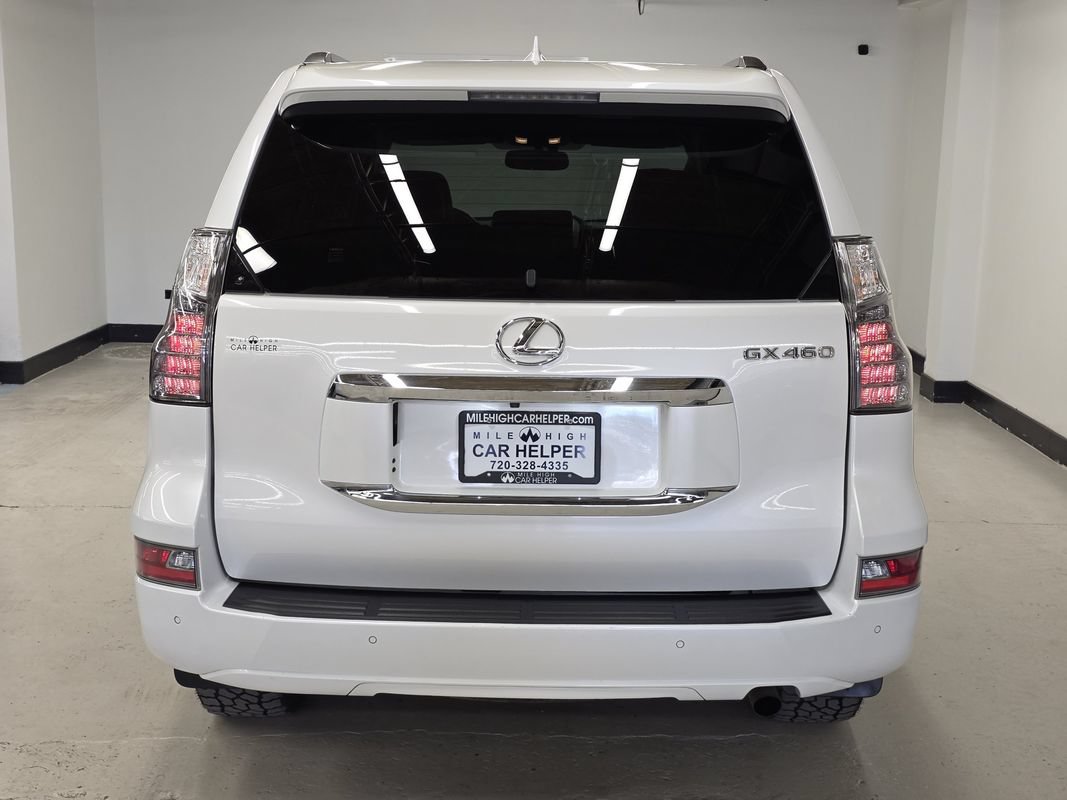 Used 2018 Lexus GX 460 Premium w/ Premium Package AWD/4WD image 9