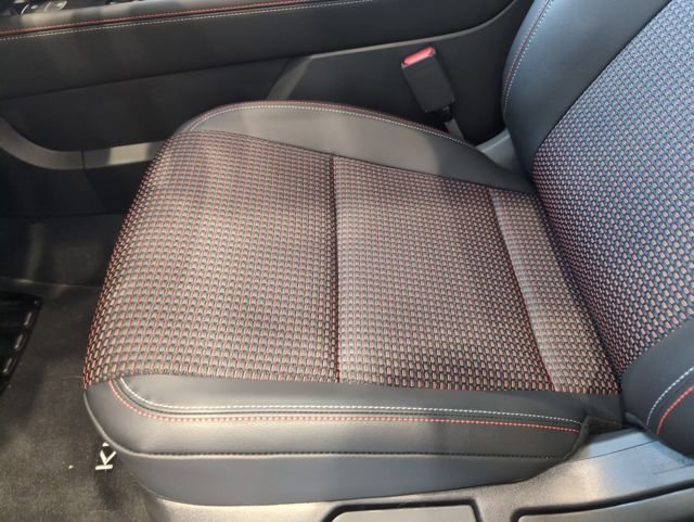 New 2026 Nissan Kicks SR w/ SR Premium Package image 23