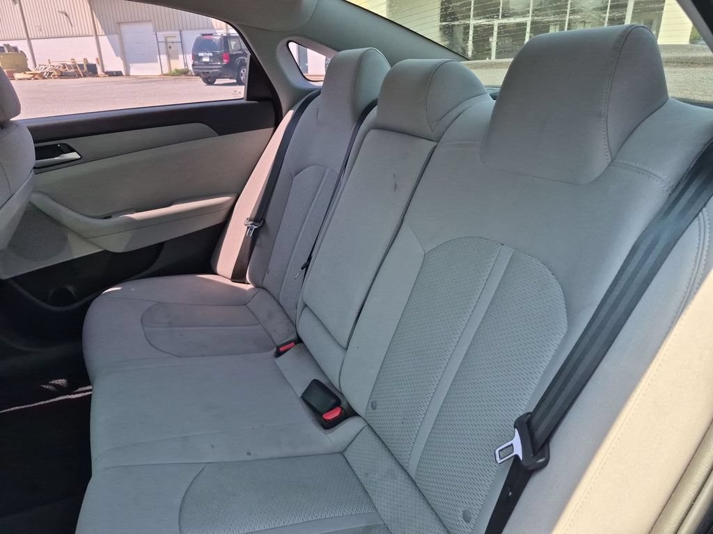 Used 2019 Hyundai Sonata SE FWD image 28
