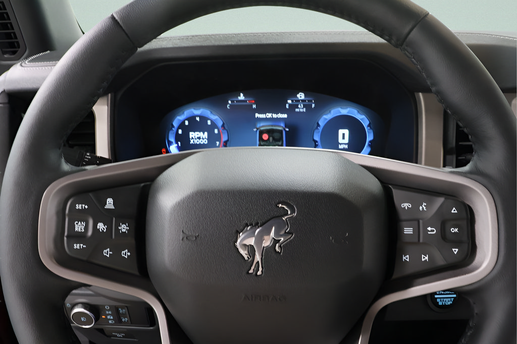 New 2026 Ford Bronco Outer Banks AWD/4WD image 15