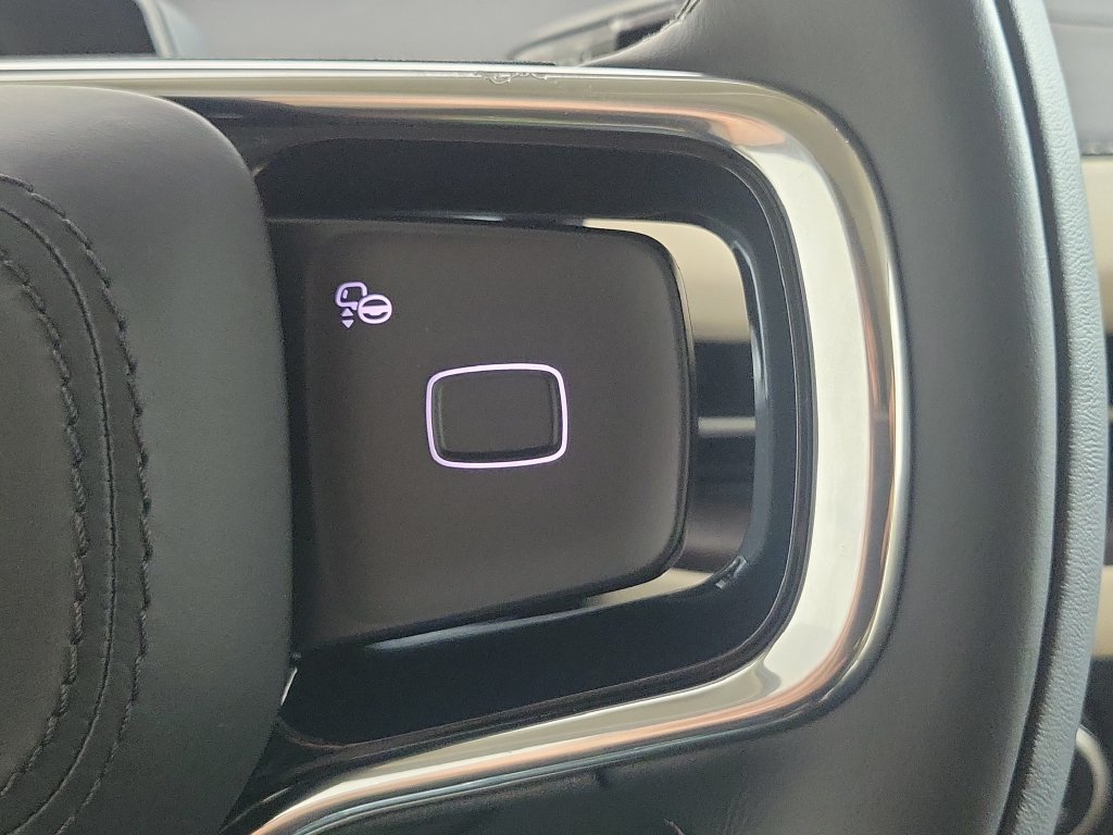 New 2027 Lincoln Navigator Premiere RWD image 25