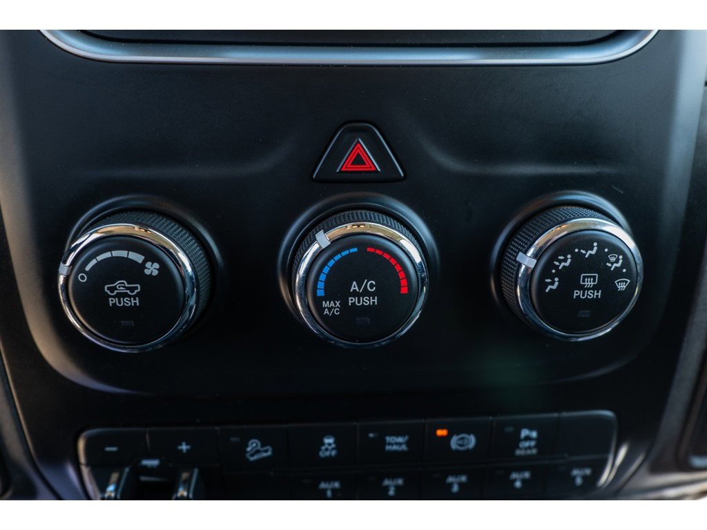 Used 2018 RAM 2500 Tradesman w/ Chrome Appearance Group image 27