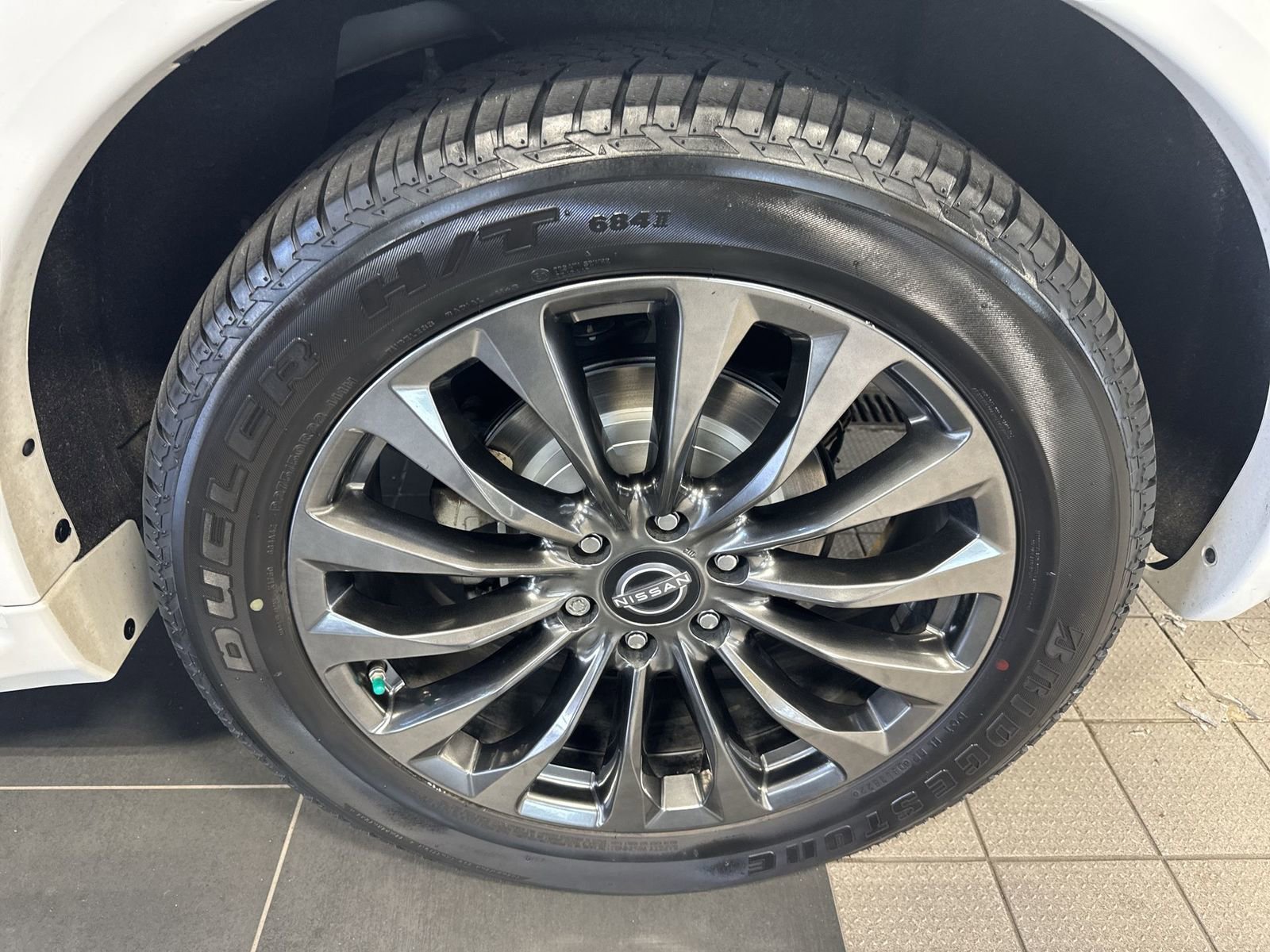 Used 2023 Nissan Armada Platinum w/ Captain's Chairs Package image 12