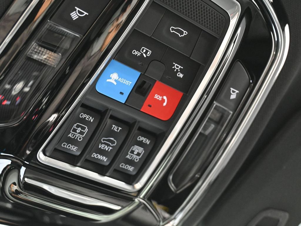 Used 2024 Jeep Grand Cherokee L Overland image 25