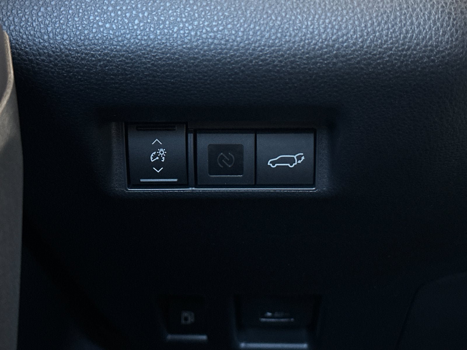 New 2026 Toyota RAV4 XSE AWD/4WD image 29