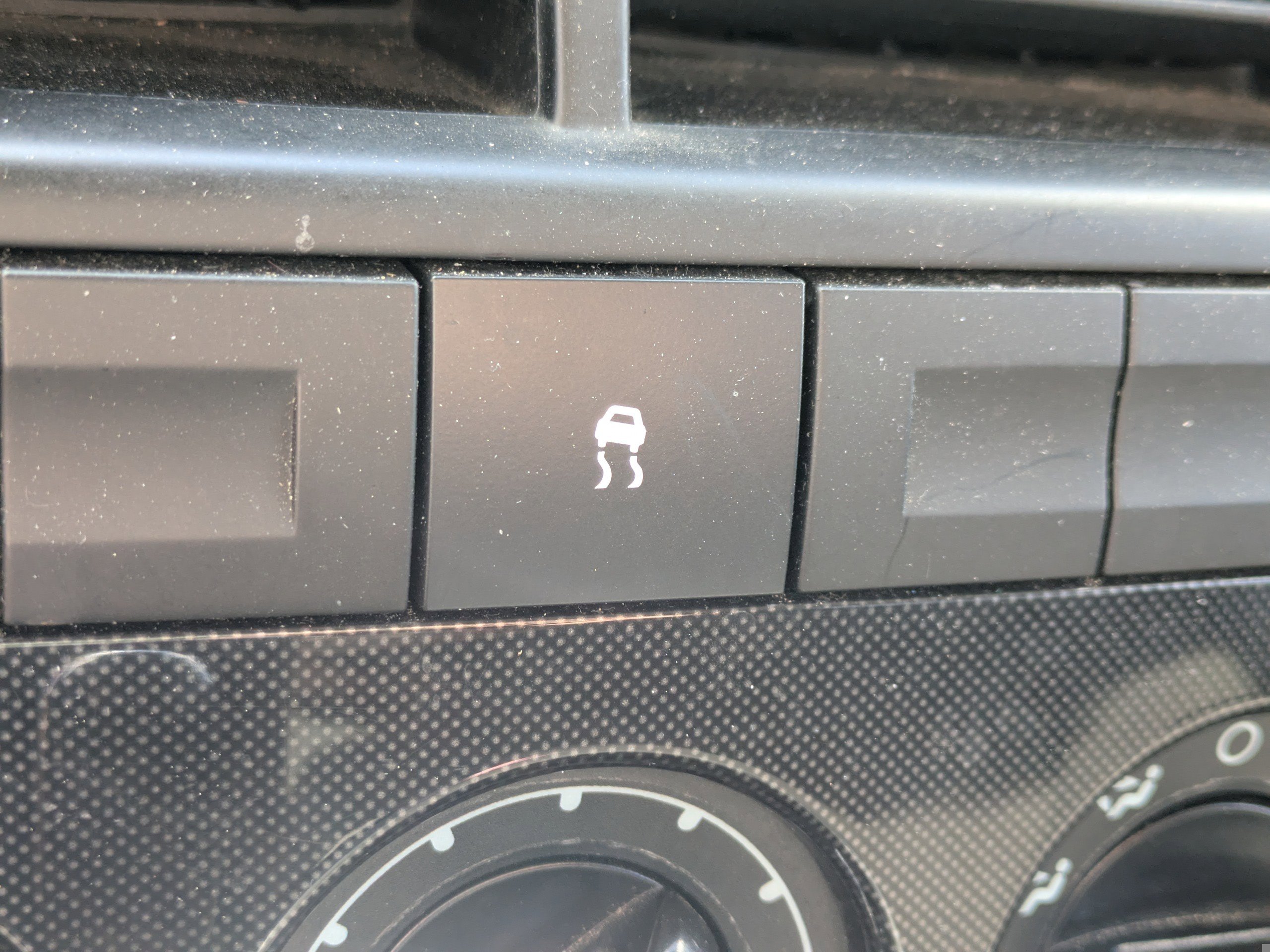 Used 2010 Ford Explorer Sport Trac XLT image 25