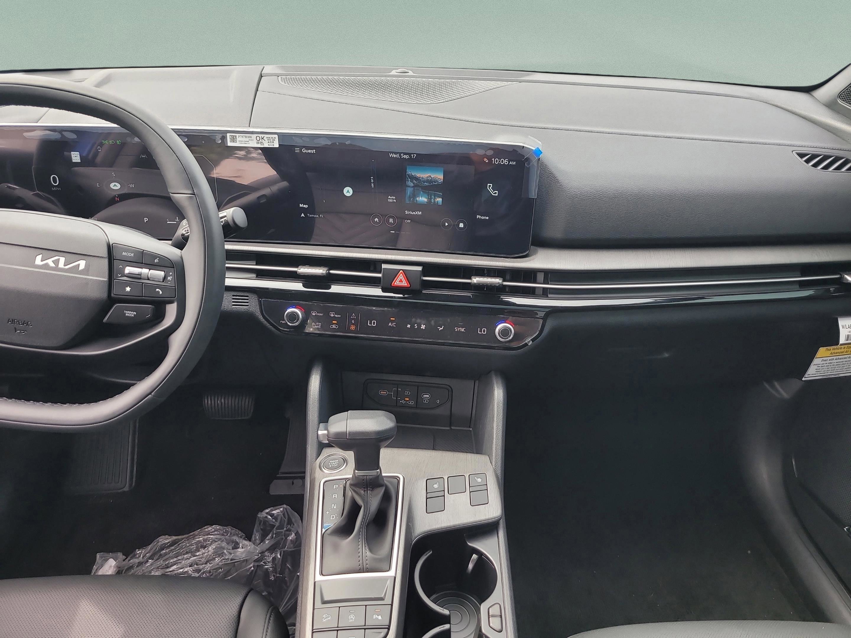 New 2026 Kia Sportage X-Line w/ X-Line Technology Package image 28