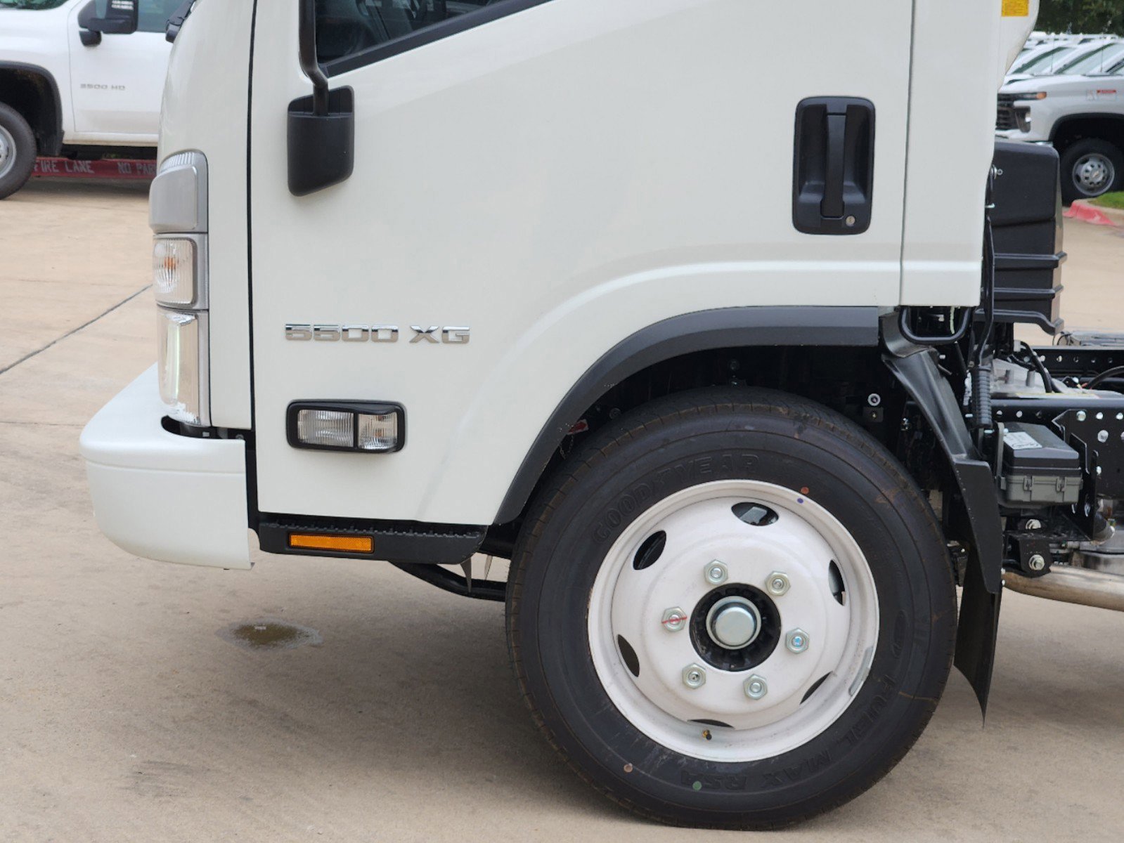 New 2025 Chevrolet Low Cab Forward 5500XG RWD image 13