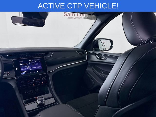 New 2025 Jeep Grand Cherokee Altitude w/ Trailer Tow Package image 23
